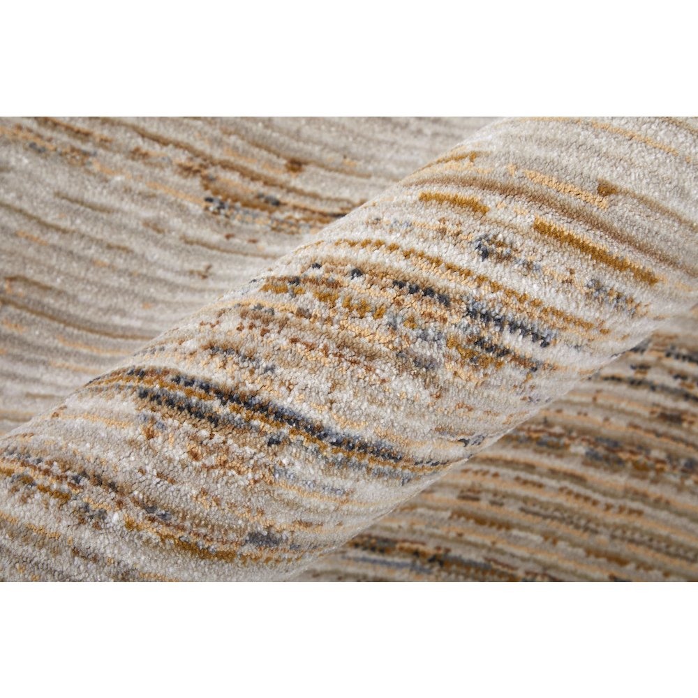 Deja Modern Distressed, Ivory/Brown/Tan, 2' x 3' Accent Rug. Picture 4