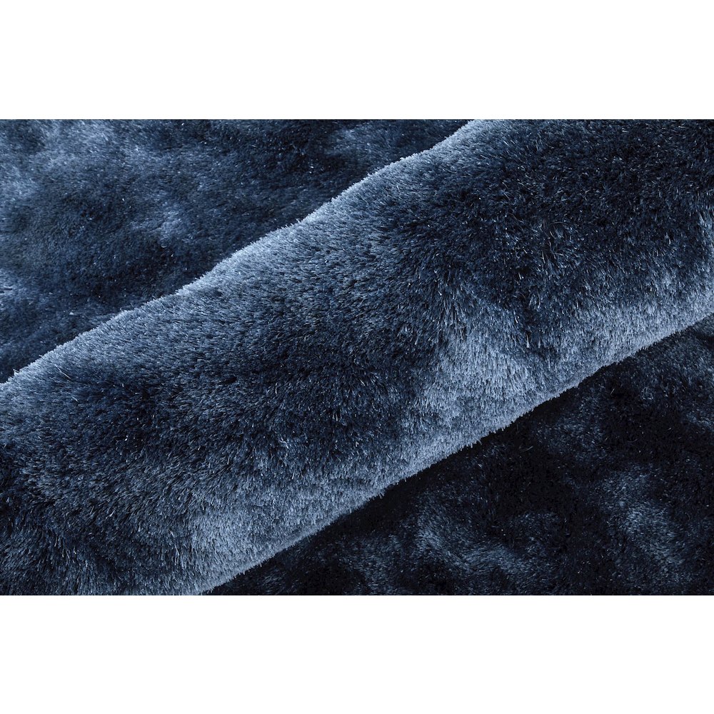 Indochine Modern Solid, Blue/Black, 3'-6" x 5'-6" Accent Rug. Picture 6