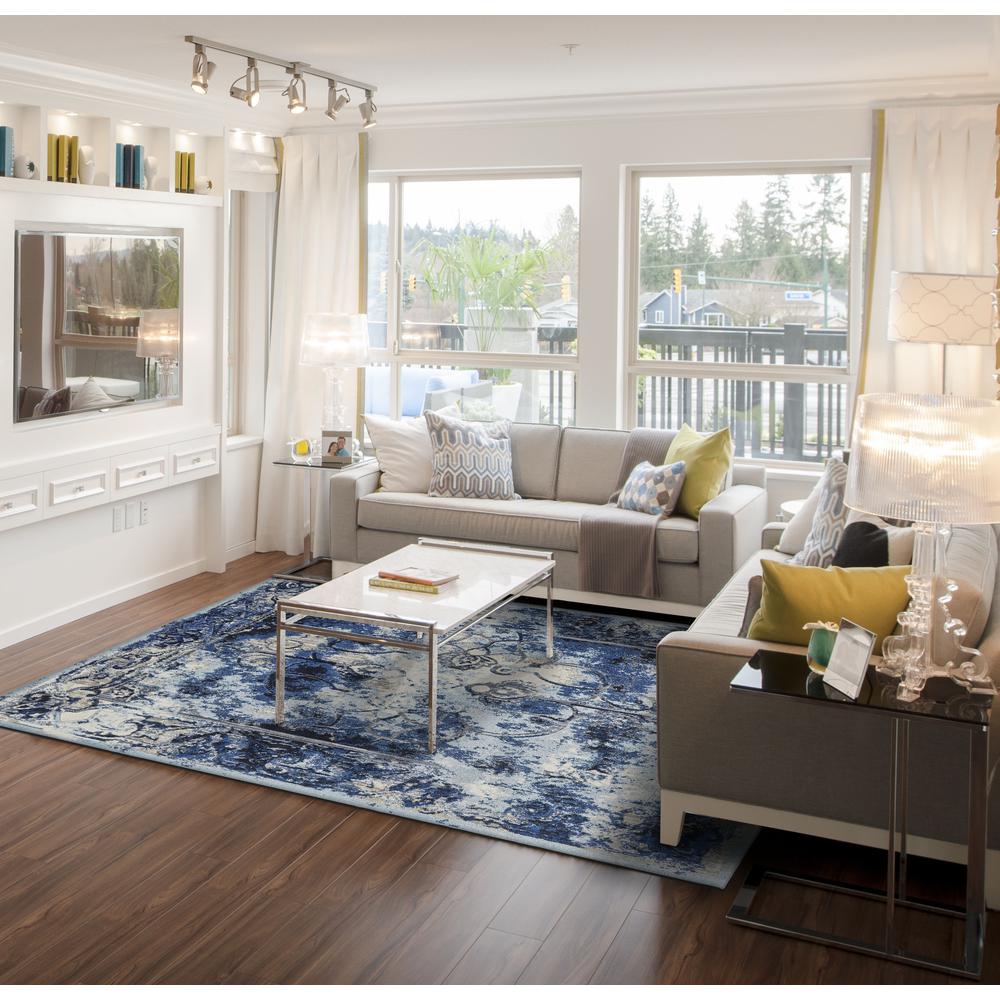 Milton Distressed Medallion Rug, Classic/Ice Blue, 4ft-3in x 6ft-3in Accent Rug, 6533471FTCL000C16. Picture 1