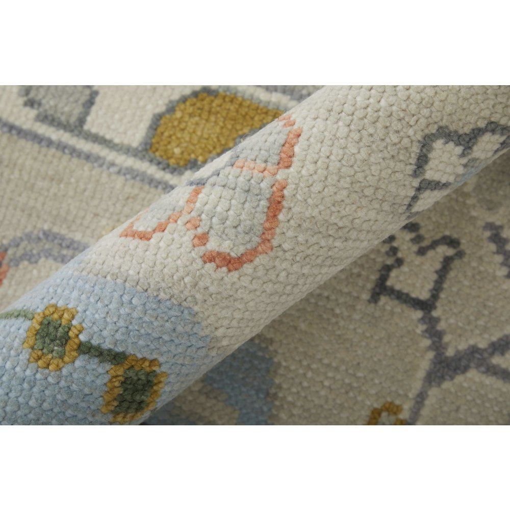 Transitional Floral & Botanical, Ivory/Gold/Green, 8'-6" x 11'-6" Area Rug. Picture 5