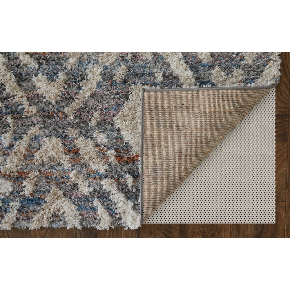Mynka Transitional Diamond, Ivory/Gray/Taupe, 4' x 6' Accent Rug. Picture 4
