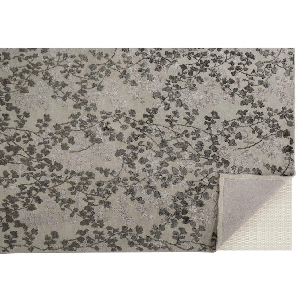 Bella Transitional Floral & Botanical, Gray/Silver/Taupe, 5' x 8' Area Rug. Picture 4
