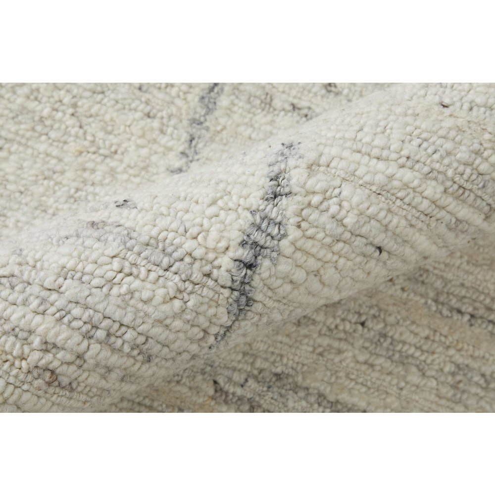Navaro Modern Distressed, Ivory/Gray/Blue, 8'-6" x 11'-6" Area Rug. Picture 5
