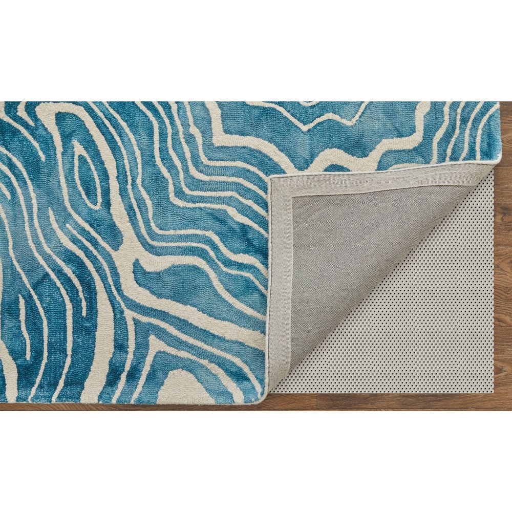 Lorrain Modern Abstract, Blue/Ivory, 2' x 3' Accent Rug. Picture 4
