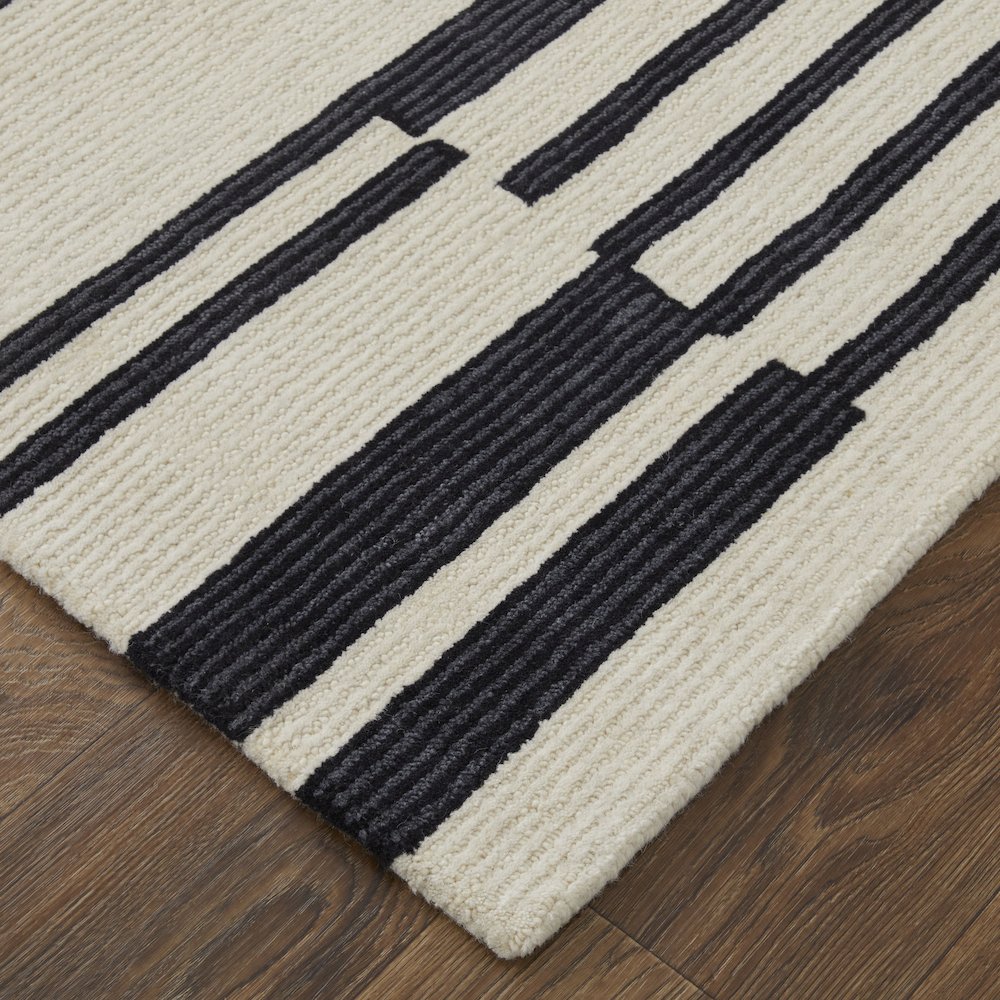 Maguire Transitional Abstract, Ivory/Black, 3'-6" x 5'-6" Accent Rug. Picture 3