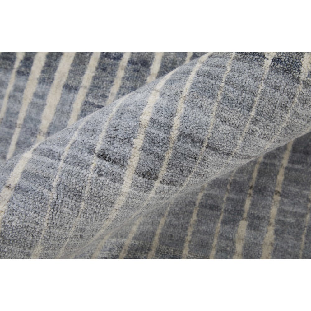 Eastfield Modern Abstract, Blue/Ivory/Gray, 5' x 8' Area Rug. Picture 5