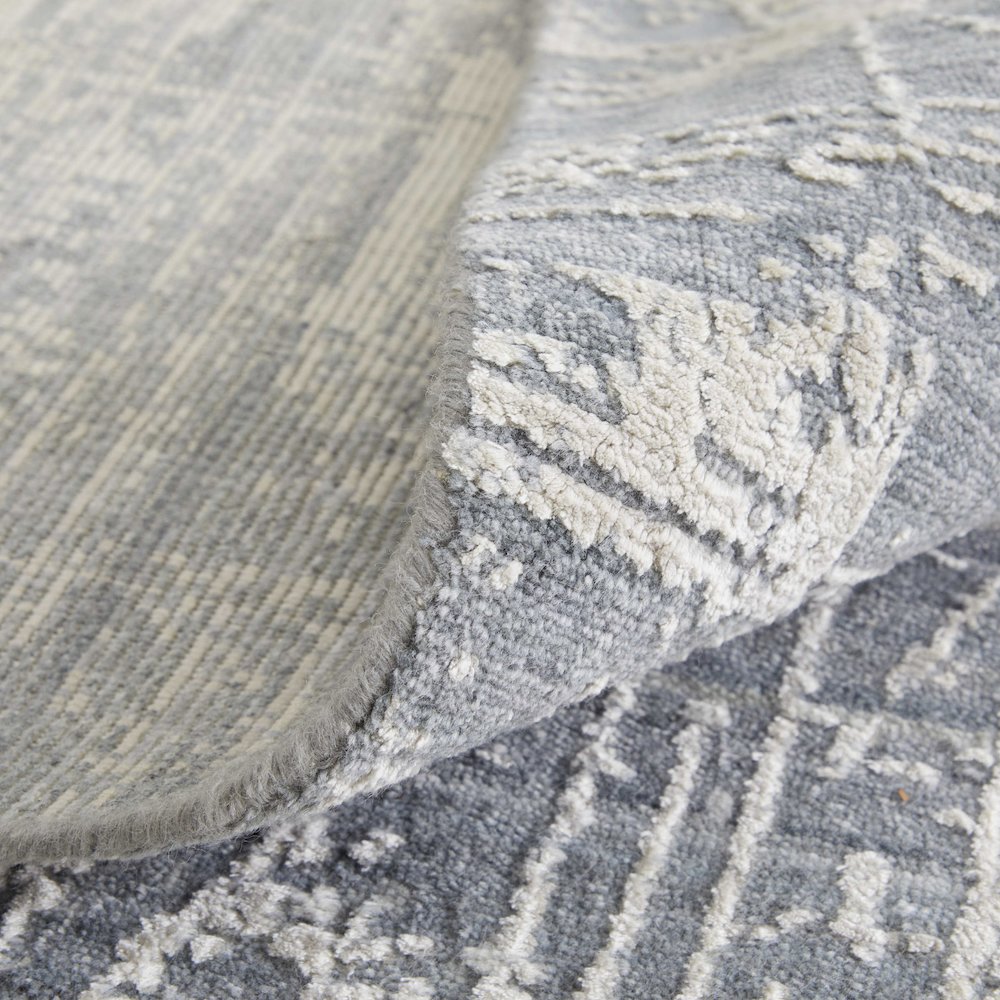Eastfield Modern Abstract, Gray, 10' x 14' Area Rug. Picture 7
