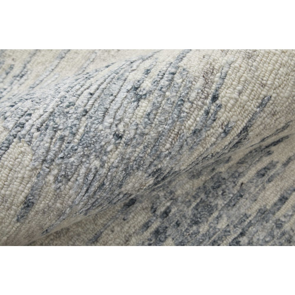 Brighton Modern Abstract, Ivory/Blue/Gray, 3' x 5' Accent Rug. Picture 6
