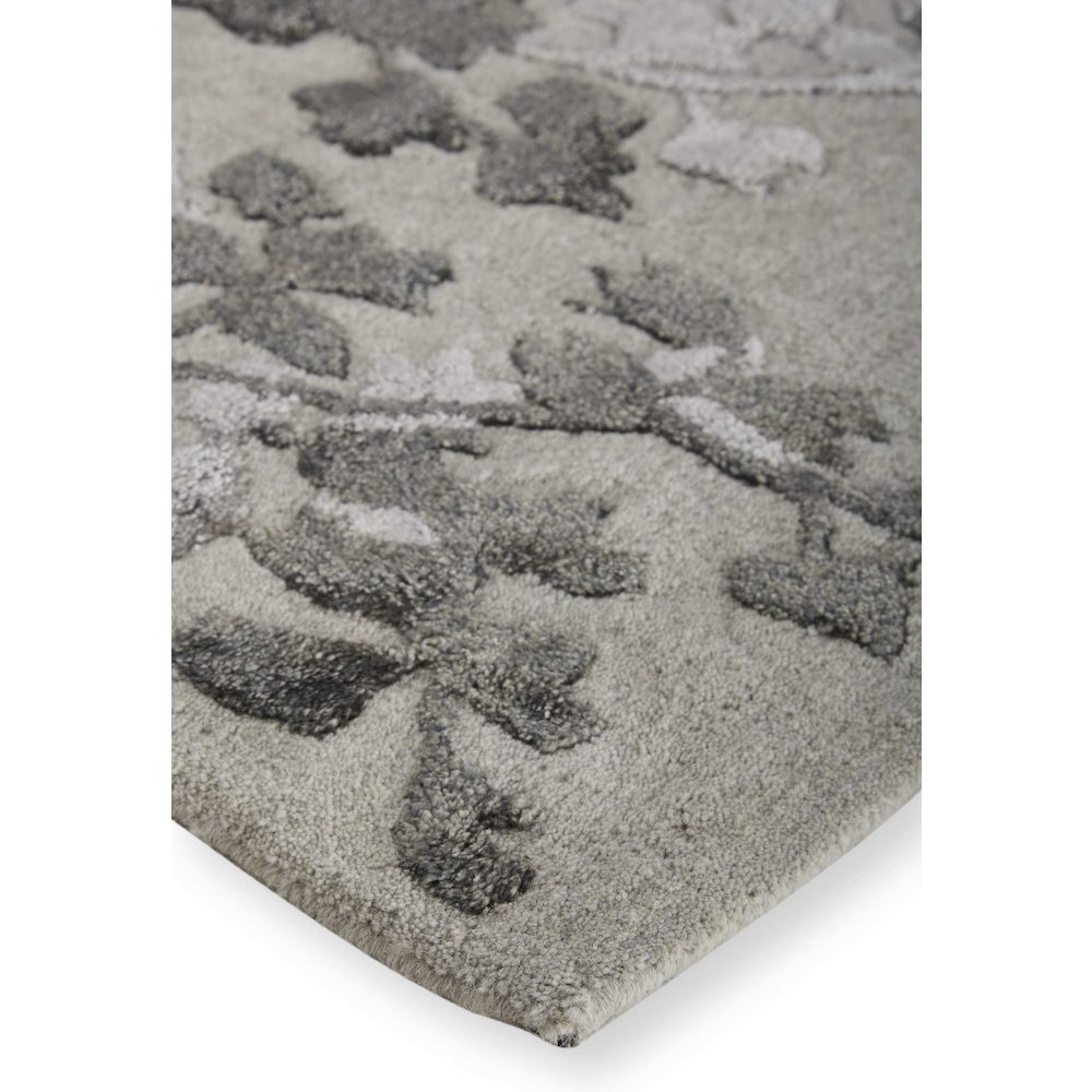 Bella Transitional Floral & Botanical, Gray/Silver/Taupe, 5' x 8' Area Rug. Picture 3
