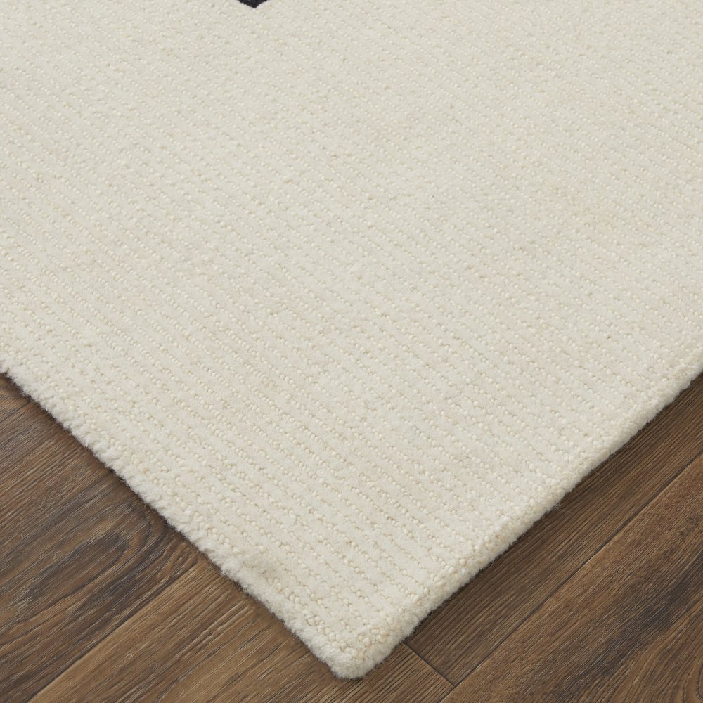 Maguire Transitional Abstract, Ivory/Gray/Black, 2' x 3' Accent Rug. Picture 3