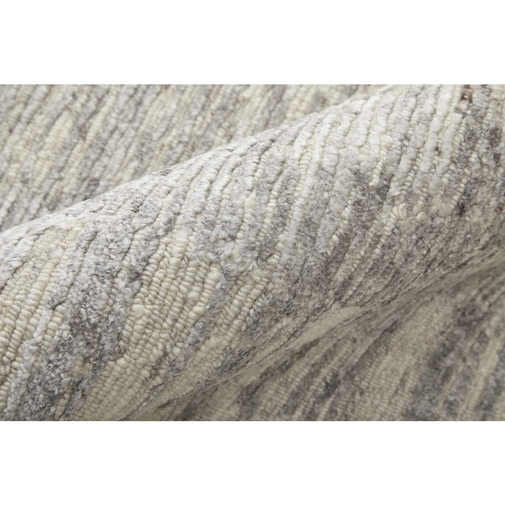 Brighton Modern Abstract, Ivory/Taupe/Silver, 8'-6" x 11'-6" Area Rug. Picture 6