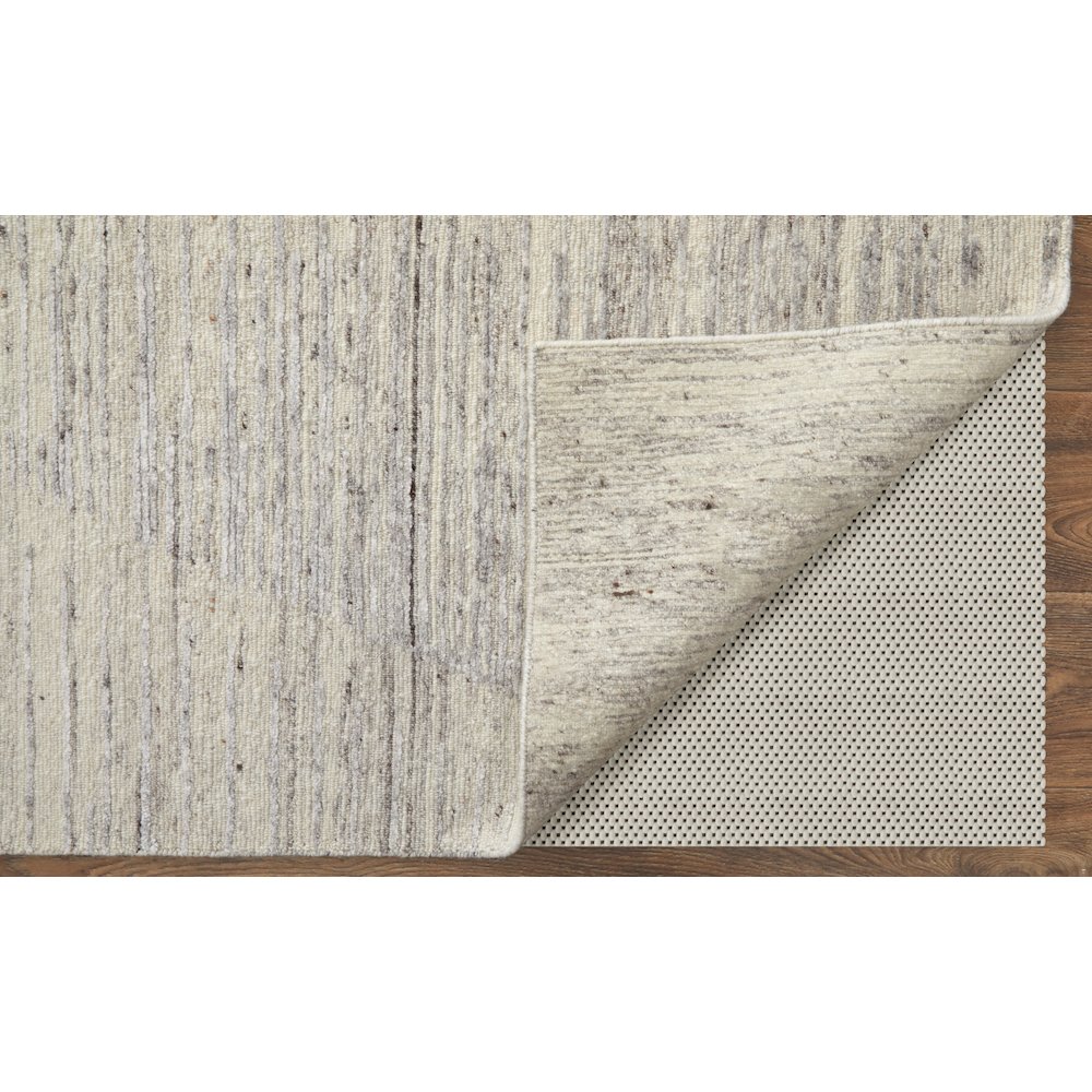 Brighton Modern Abstract, Ivory/Taupe/Silver, 2' x 3' Accent Rug. Picture 5
