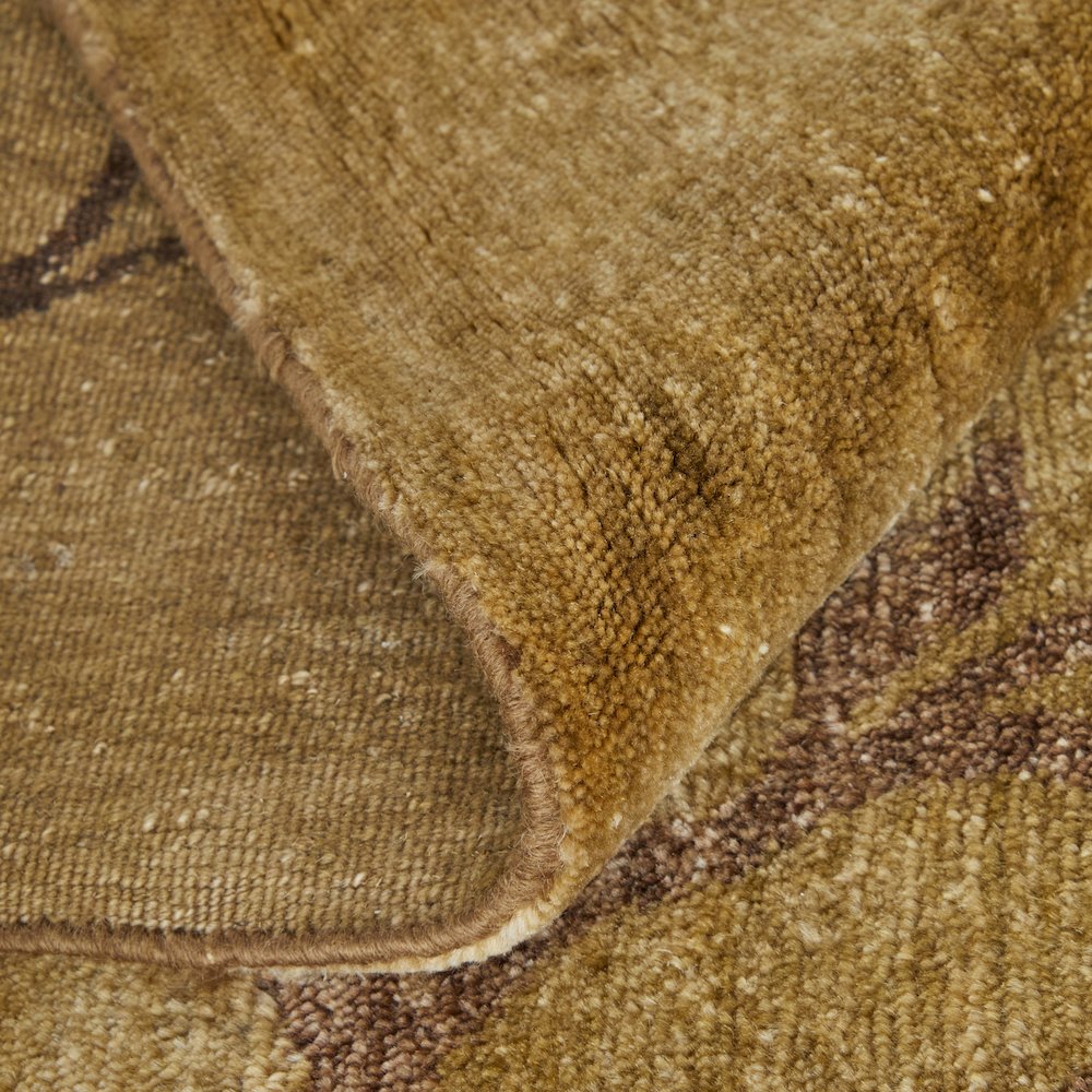 Cordonnet Transitional Floral & Botanical, Green, 5'-6" x 8'-6" Area Rug. Picture 6