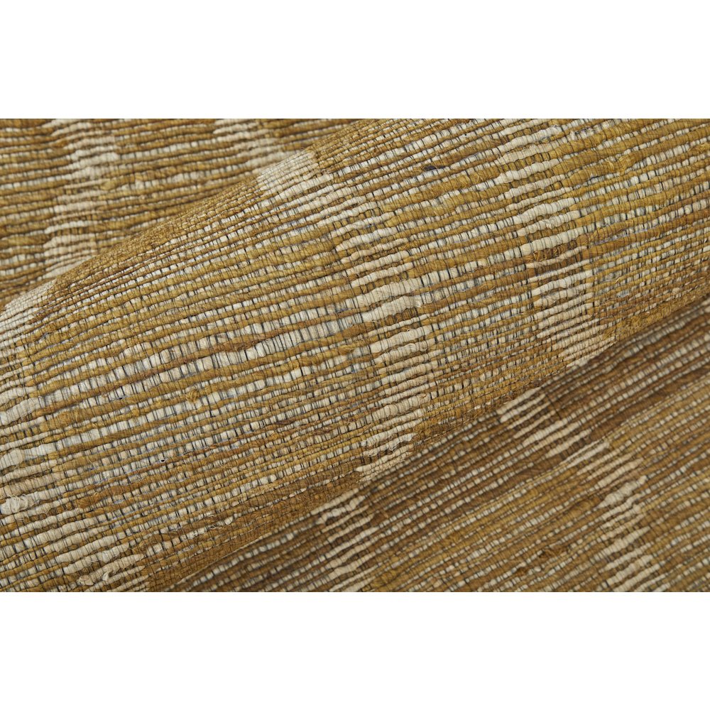 Lilliana Transitional Geometric, Tan/Ivory/Gold, 8' x 11' Area Rug. Picture 5