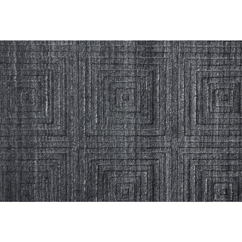 Redford Transitional Solid, Gray/Black, 3'-6" x 5'-6" Accent Rug. Picture 6