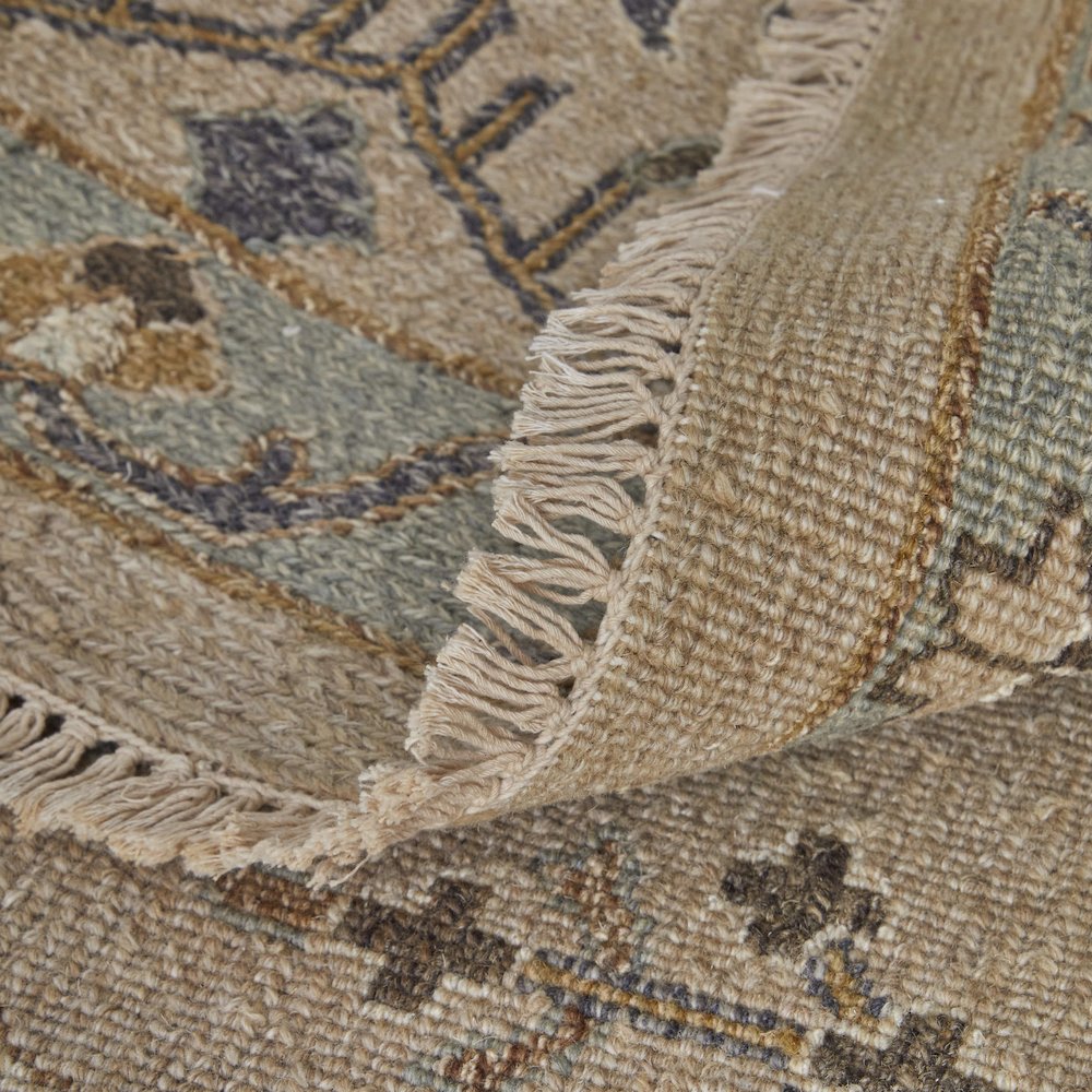 Corbitt Traditional Oriental, Tan/Blue/Gold, 3'-6" x 5'-6" Accent Rug. Picture 7