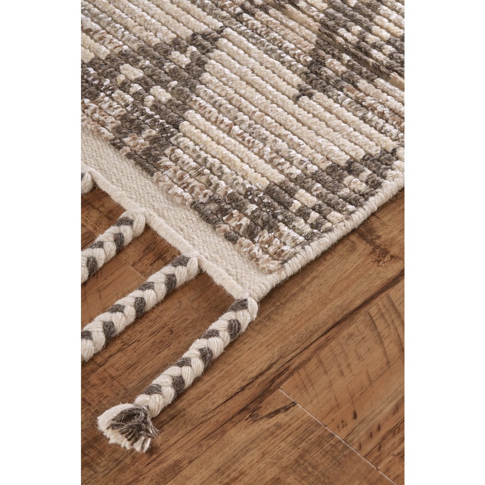 Twain Transitional Diamond, Ivory/Gray/Taupe, 8'-6" x 11'-6" Area Rug. Picture 2