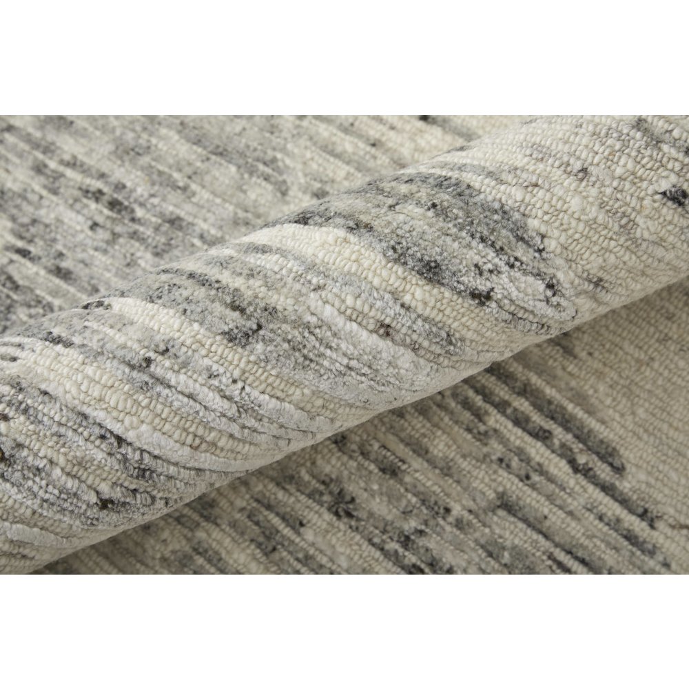 Brighton Modern Abstract, Ivory/Gray, 3' x 5' Accent Rug. Picture 6