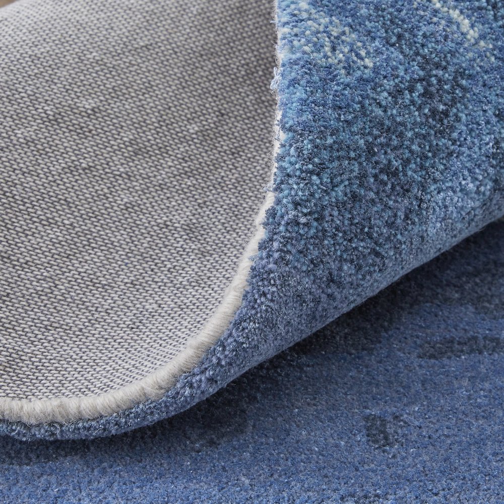 Anya Transitional Abstract, Blue/Ivory, 2' x 3' Accent Rug. Picture 7