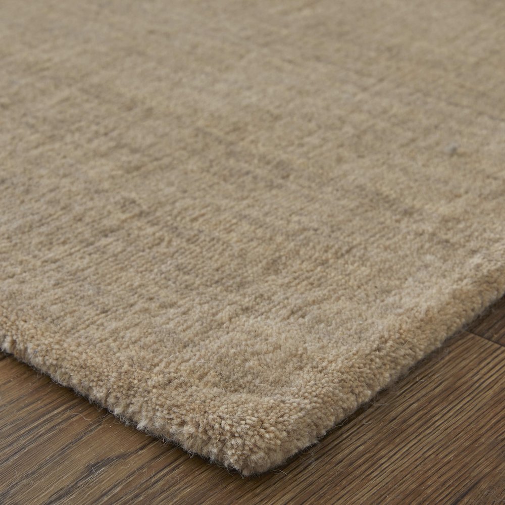 Luna Modern Solid, Tan, 2' x 3' Accent Rug. Picture 3