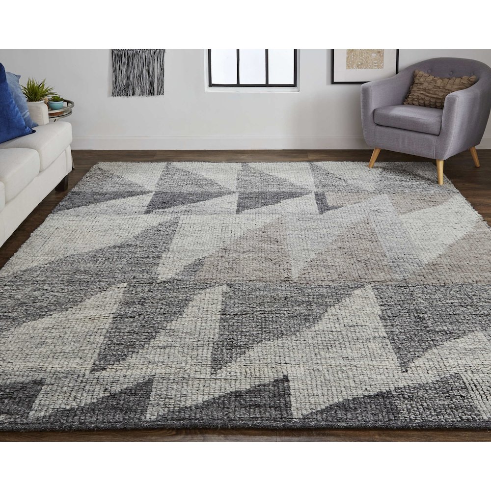 Alford Modern Geometric, Ivory/Gray/Taupe, 2' x 3' Accent Rug. Picture 2