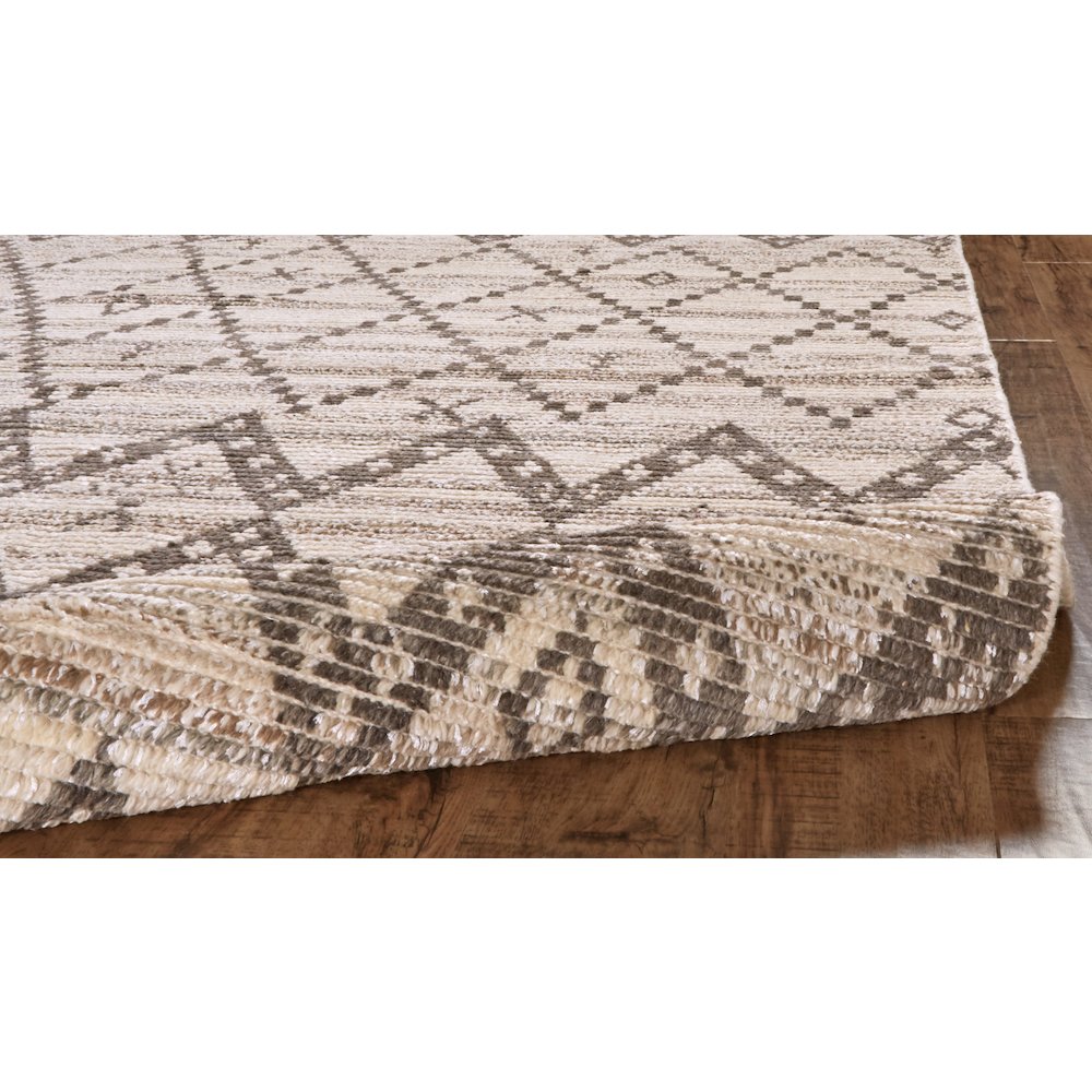 Twain Transitional Diamond, Ivory/Gray/Taupe, 8'-6" x 11'-6" Area Rug. Picture 6