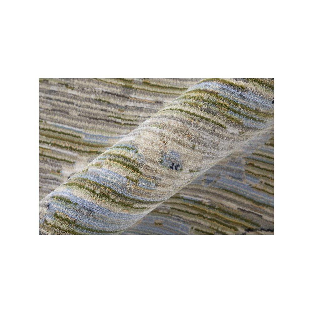 Melrose Traditional Floral & Botanical, Green/Ivory/Blue, 5' x 7'-6" Area Rug. Picture 5