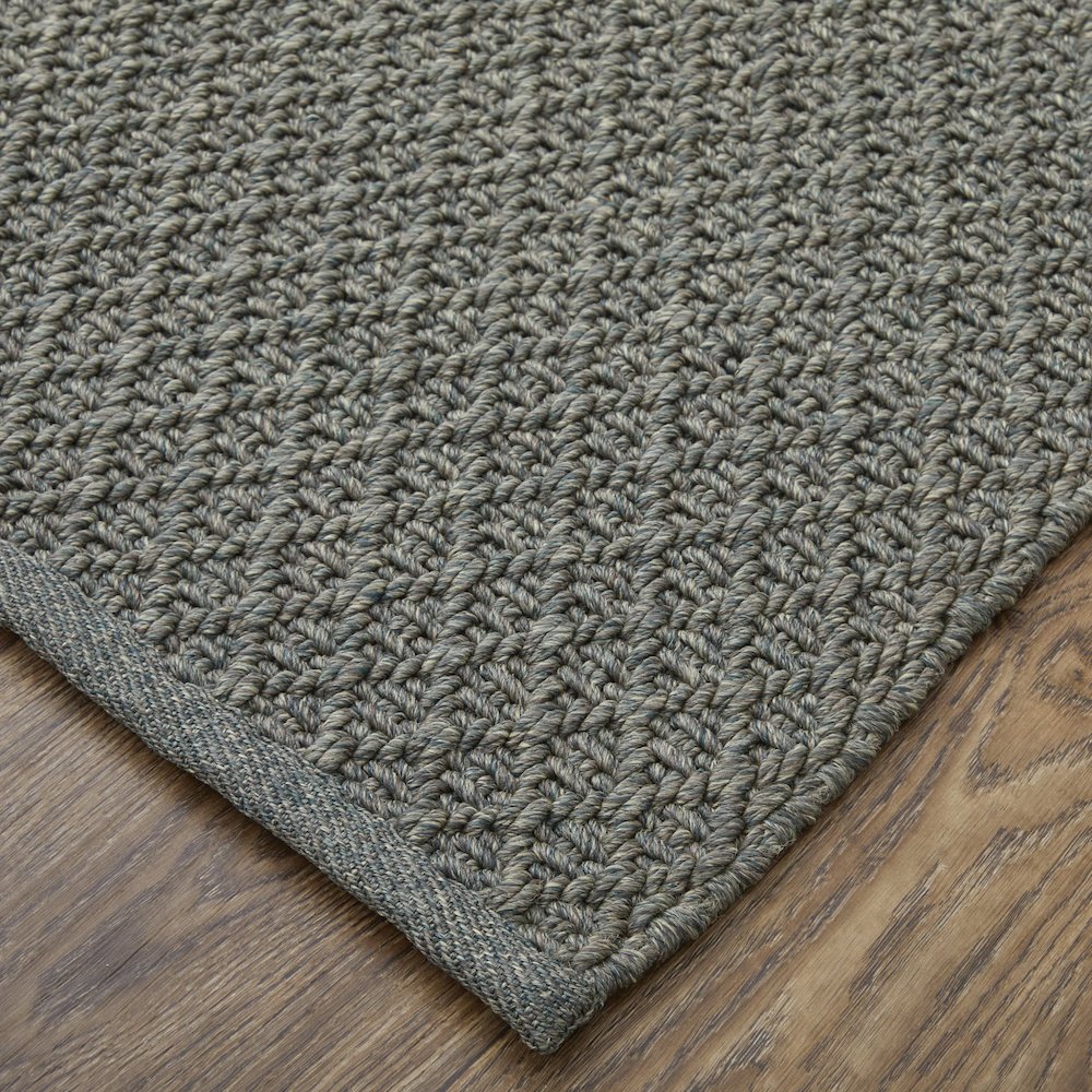Tito Modern Solid, Green/Ivory, 9' x 12' Area Rug. Picture 2