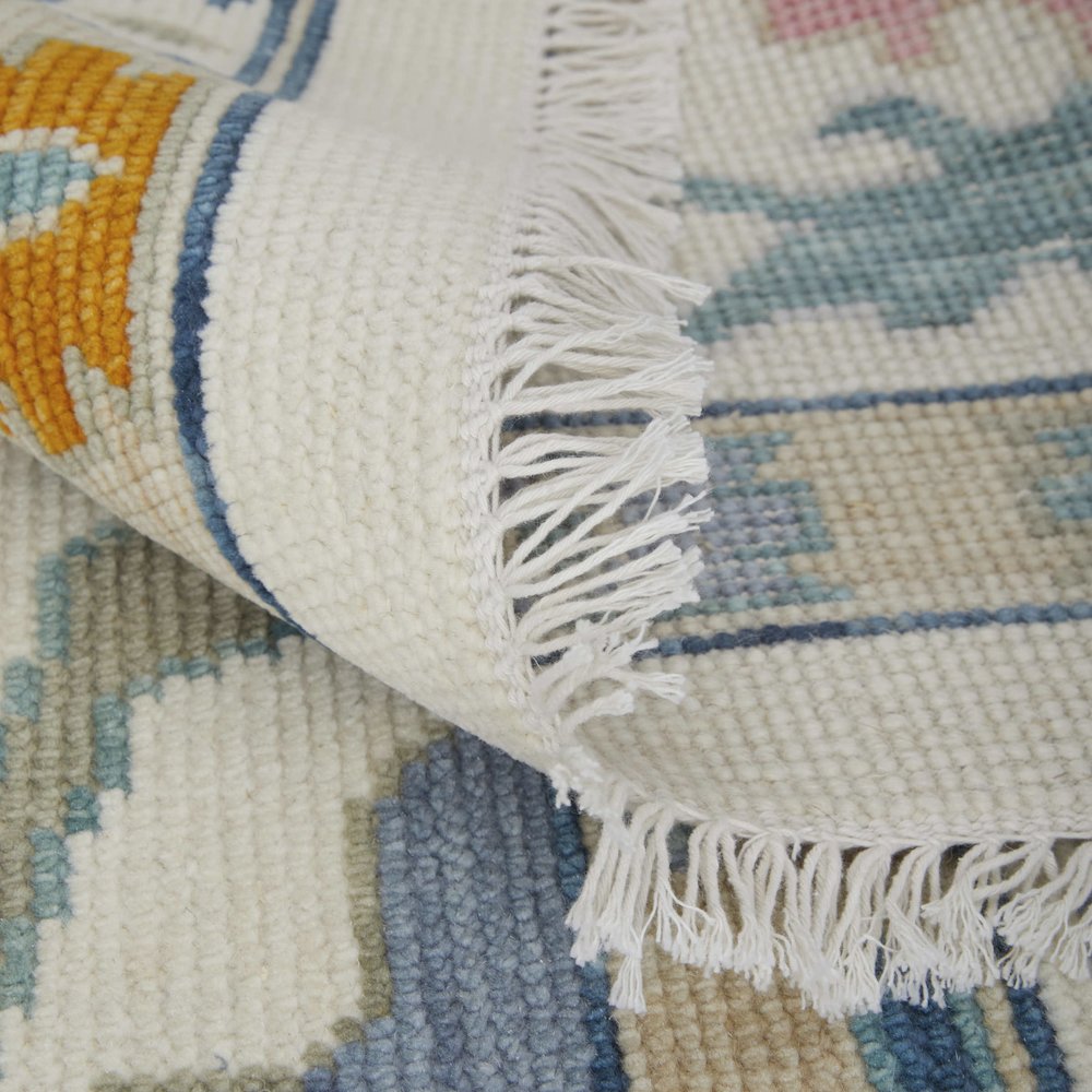 Karina Transitional Floral & Botanical, Ivory/Blue/Pink, 8'-6" x 11'-6" Area Rug. Picture 6