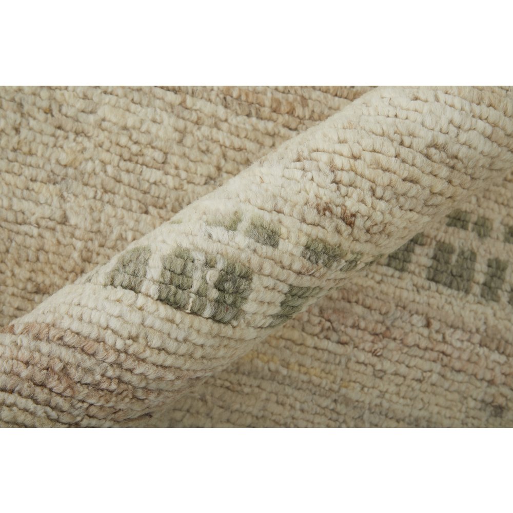 Kasbah Modern Abstract, Tan/Red/Green, 2' x 3' Accent Rug. Picture 5