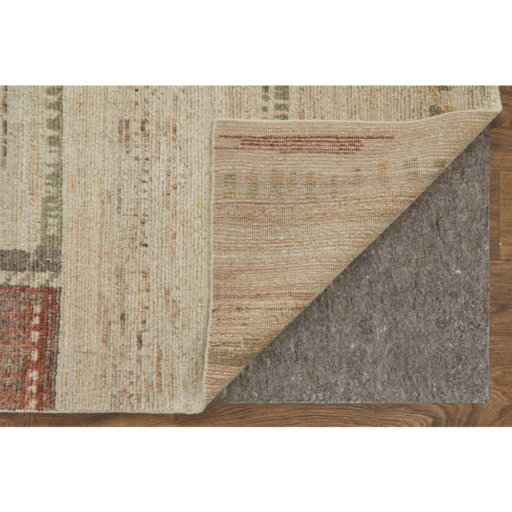 Kasbah Modern Abstract, Tan/Red/Green, 2' x 3' Accent Rug. Picture 4