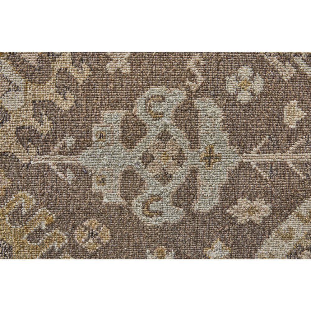 Corbitt Traditional Oriental, Brown/Ivory, 2' x 3' Accent Rug. Picture 6