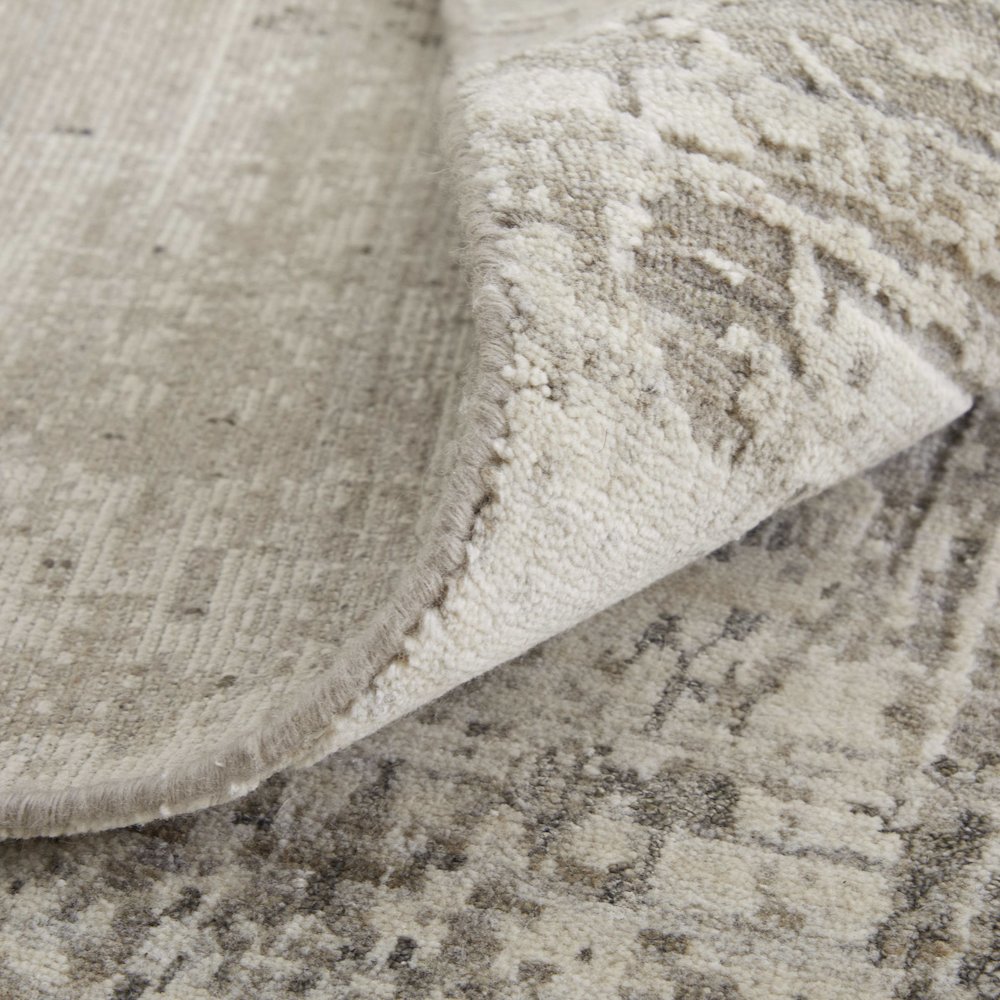 Eastfield Modern Abstract, Gray/Ivory, 5' x 8' Area Rug. Picture 7