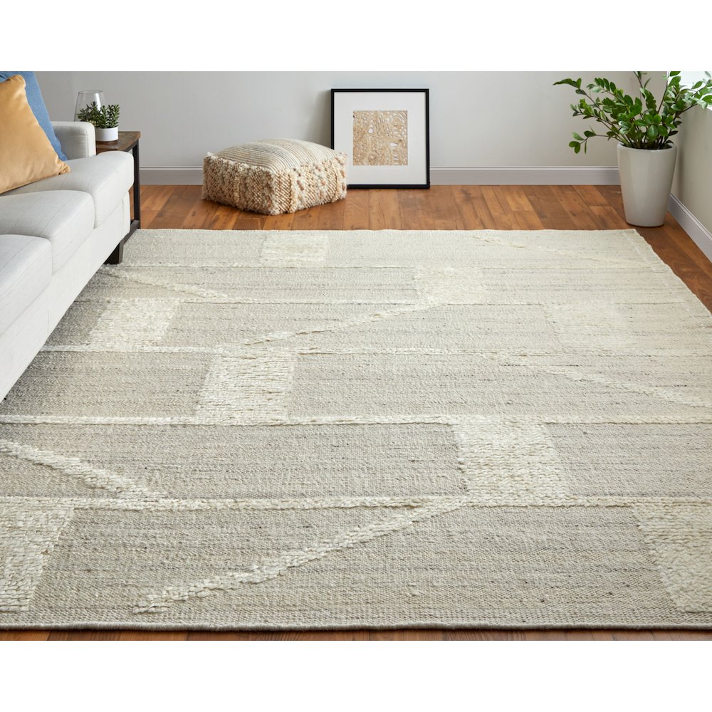 Ashby Transitional Geometric, Tan/Ivory, 3'-6" x 5'-6" Accent Rug. Picture 2
