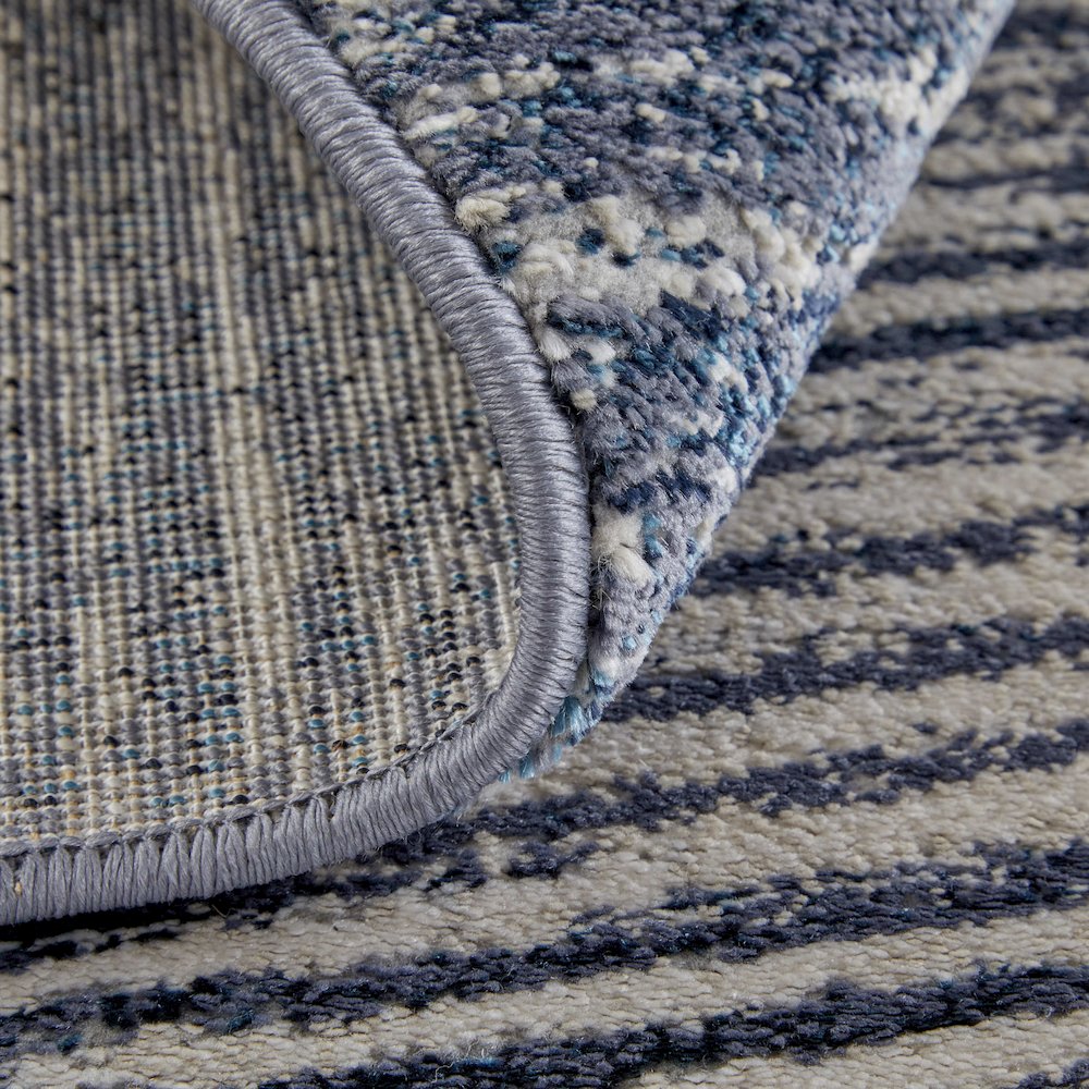Indio Modern Gradient & Ombre, Blue/Gray/Ivory, 3'-11" x 6' Accent Rug. Picture 7