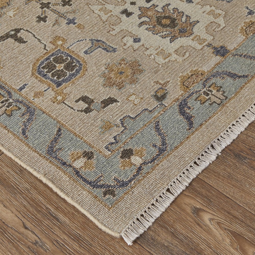 Corbitt Traditional Oriental, Tan/Blue/Gold, 2' x 3' Accent Rug. Picture 3