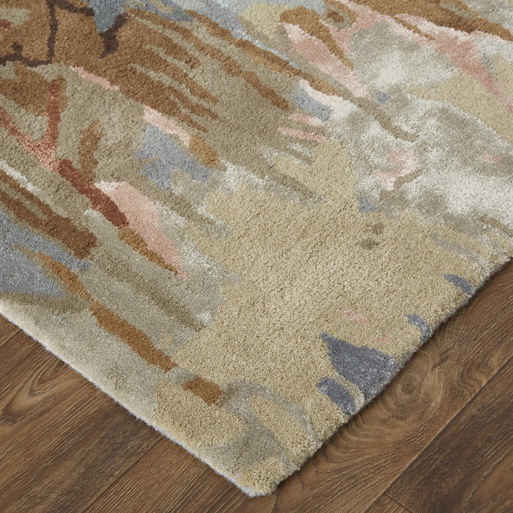 Dafney Transitional Floral & Botanical, Tan/Gray/Green, 2' x 3' Accent Rug. Picture 3
