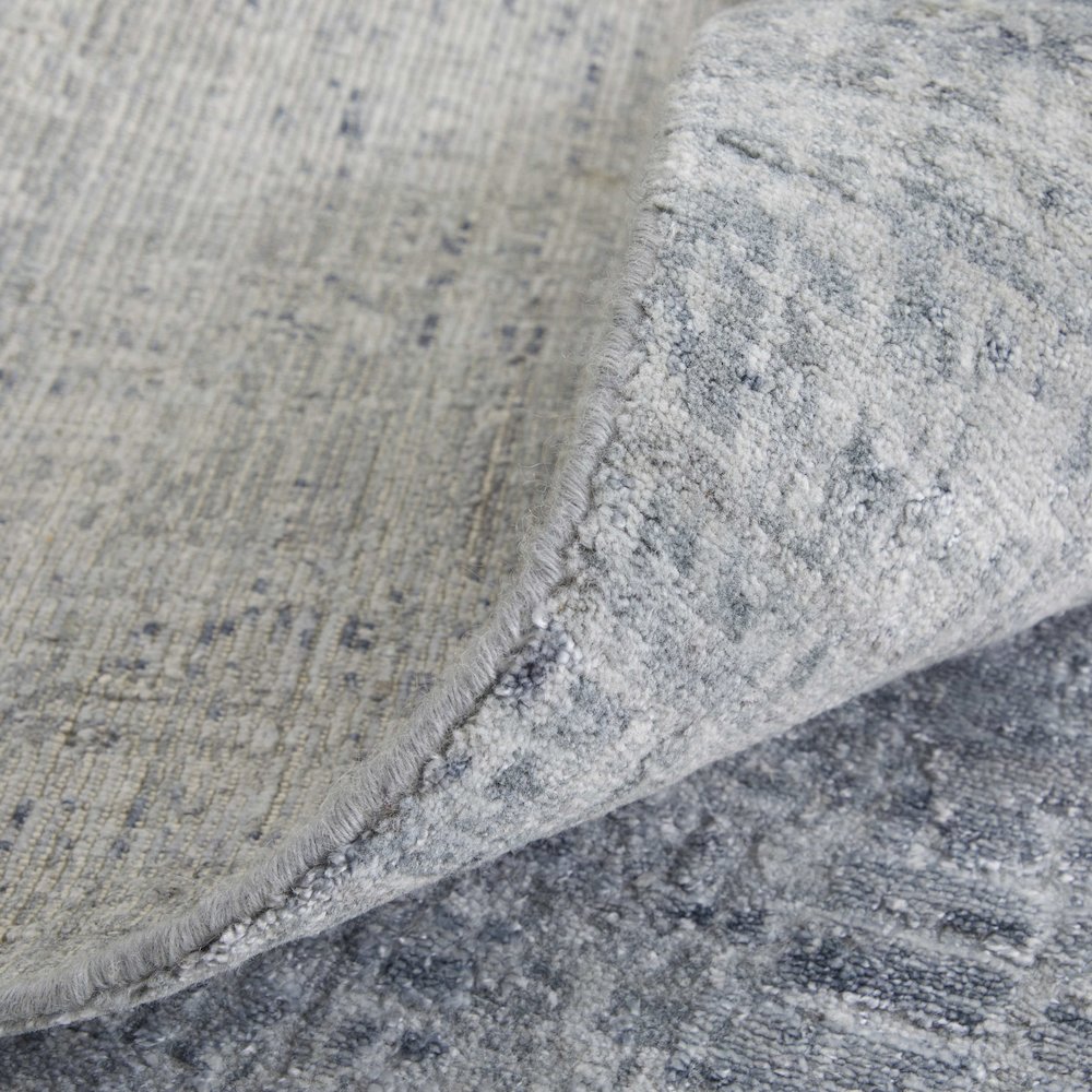Eastfield Modern Abstract, Blue/Silver, 2' x 3' Accent Rug. Picture 7