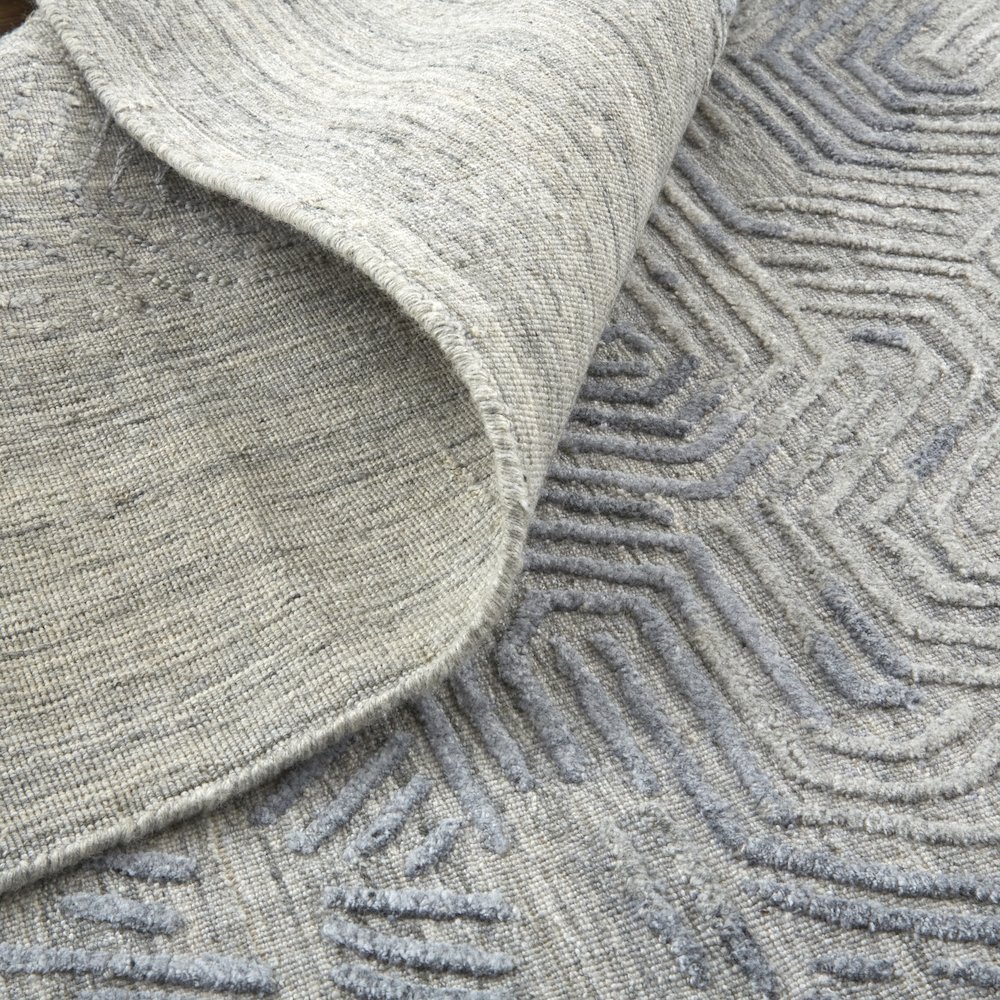 Elias Modern Abstract, Gray/Blue, 3'-6" x 5'-6" Accent Rug. Picture 7