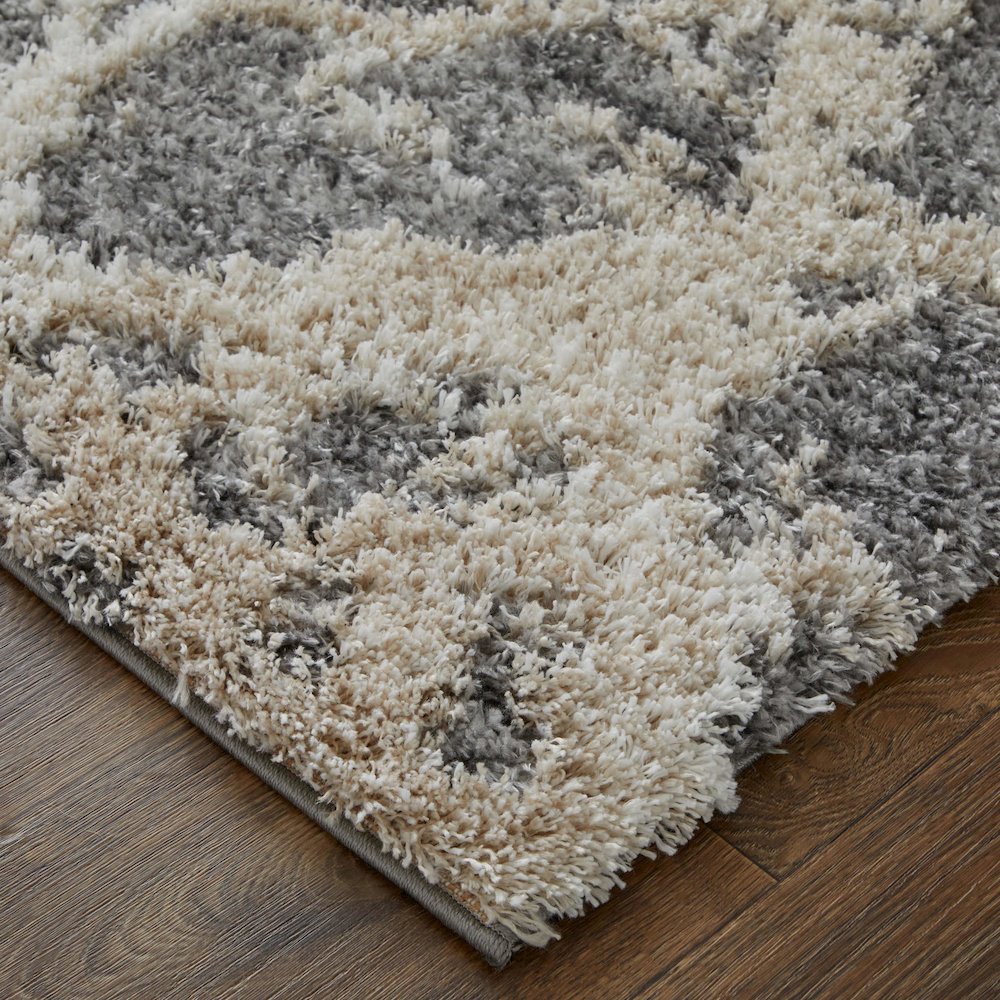 Mynka Transitional Abstract, Gray/Ivory, 4' x 6' Accent Rug. Picture 3