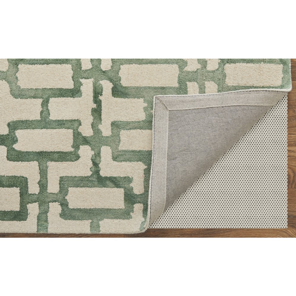 Lorrain Modern Geometric, Ivory/Green, 2' x 3' Accent Rug. Picture 4