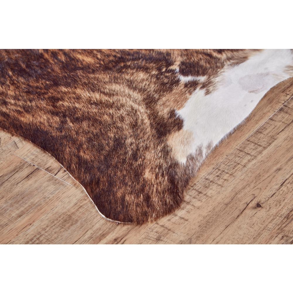 Bartlett Premium On-Hair Cowhide, Brindle Light Brown with White, Small, ARGCOWHDEXOLHTQ01. Picture 3