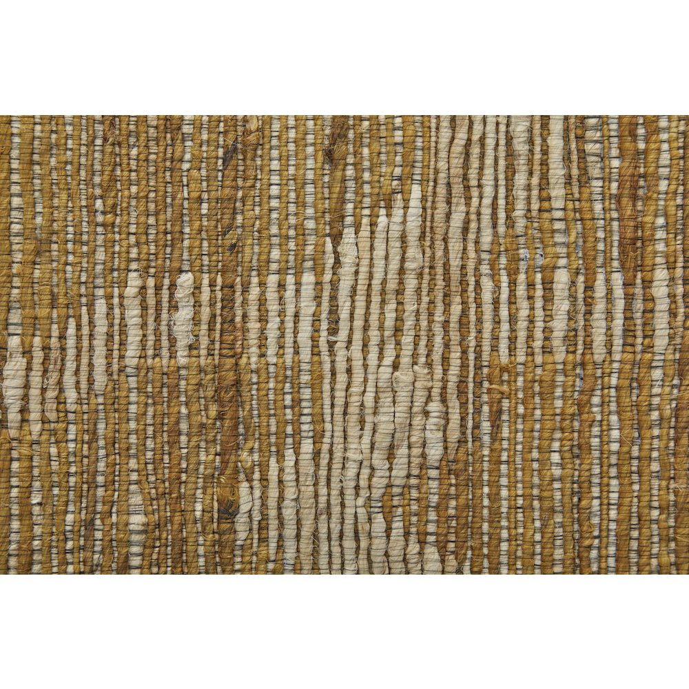 Lilliana Transitional Geometric, Tan/Ivory/Gold, 3'-6" x 5'-6" Accent Rug. Picture 6