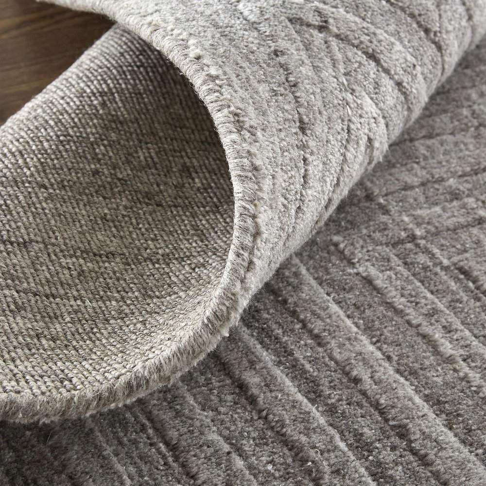 Redford Transitional Solid, Gray/Silver, 5' x 8' Area Rug. Picture 7