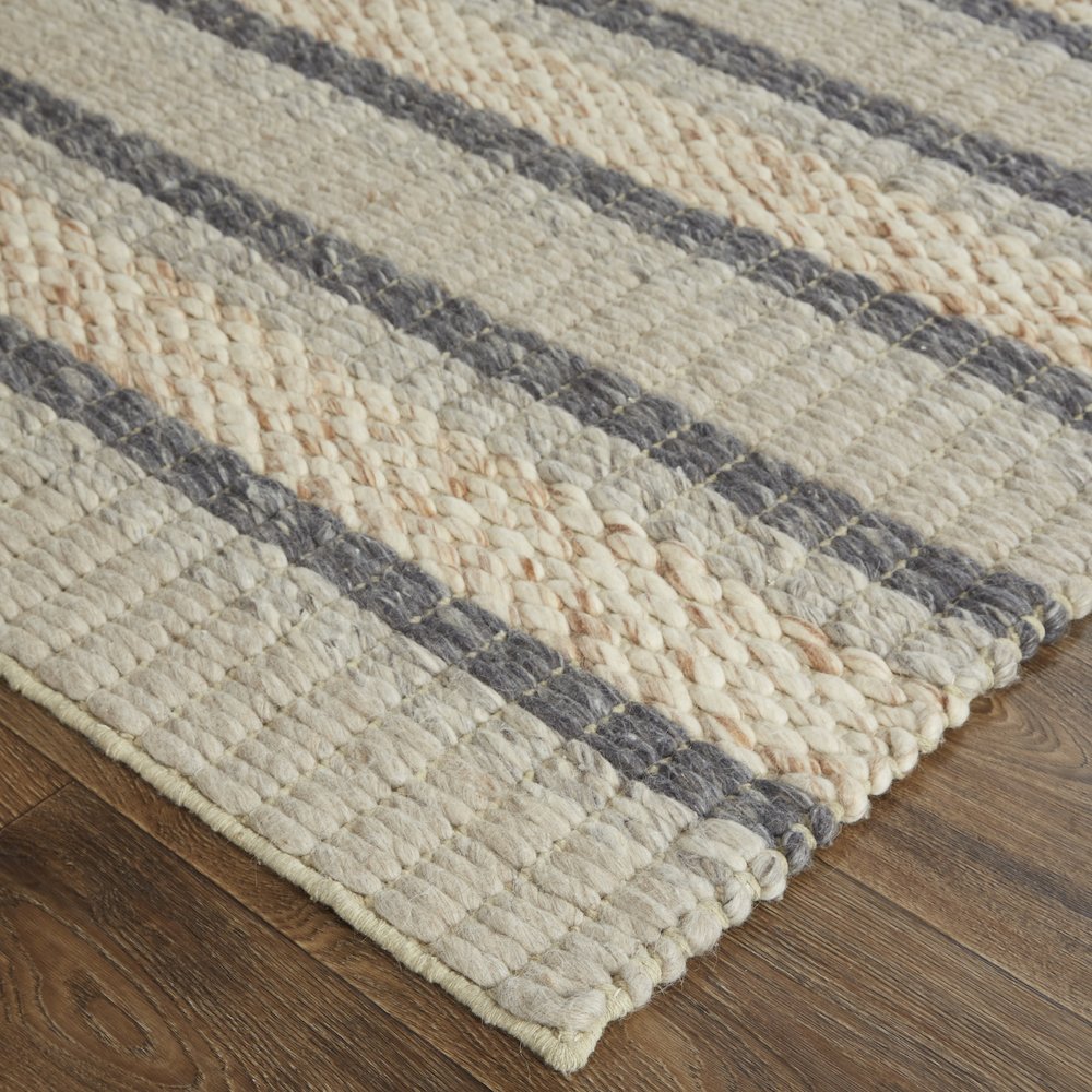 Berkeley Modern Eco-Friendly Bouclé Rug, Natural/Dark Gray, 3ft-6in x 5ft-6in, 6790738FNATMLTC50. Picture 3