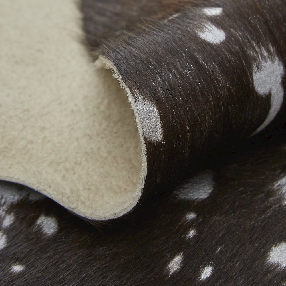 Ellyse Transitional Animal Print, Silver/Brown, Large Shaped Rug. Picture 7