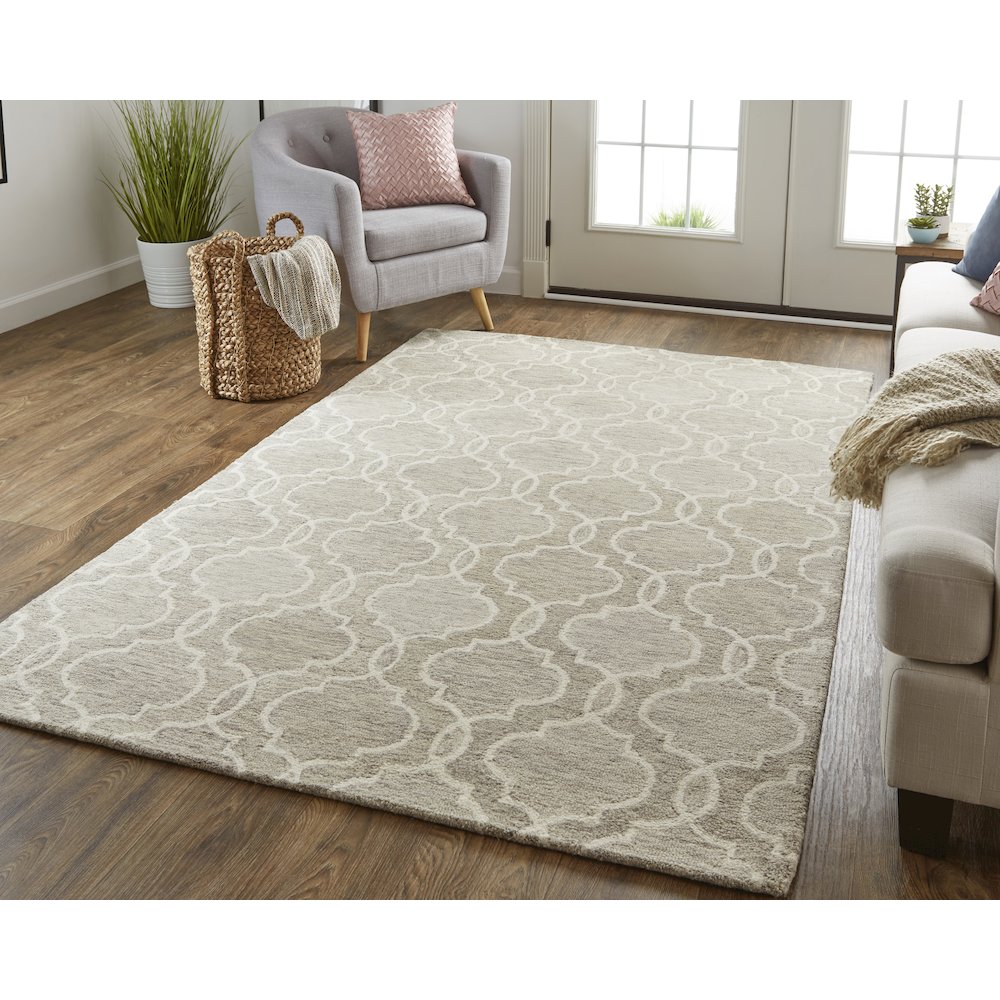 Belfort Transitional Trellis & Lattice, Gray/Ivory, 10' x 14' Area Rug. Picture 2