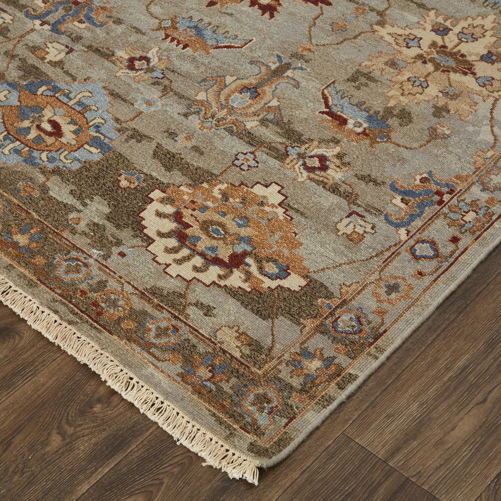 Leylan Transitional Floral & Botanical, Brown/Tan/Gray, 2' x 3' Accent Rug. Picture 3