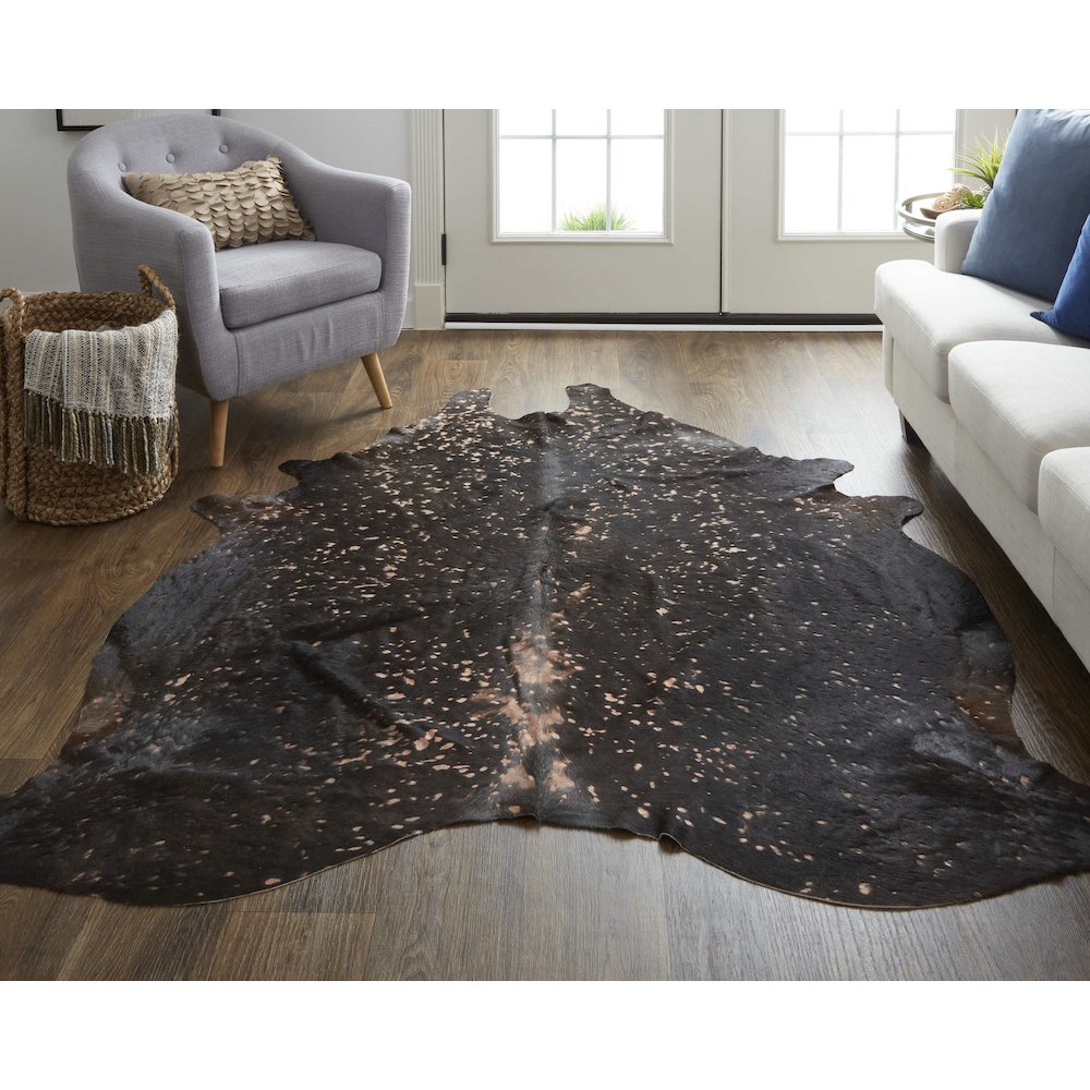 Ellyse Transitional Animal Print, Brown, Large Shaped Rug. Picture 2