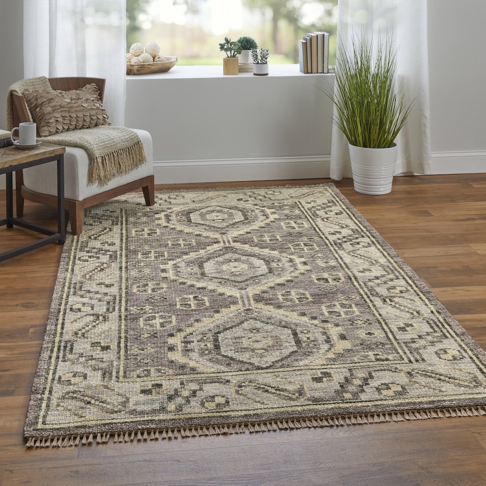 Fillmore Traditional Diamond, Brown/Gray, 2' x 3' Accent Rug. Picture 2